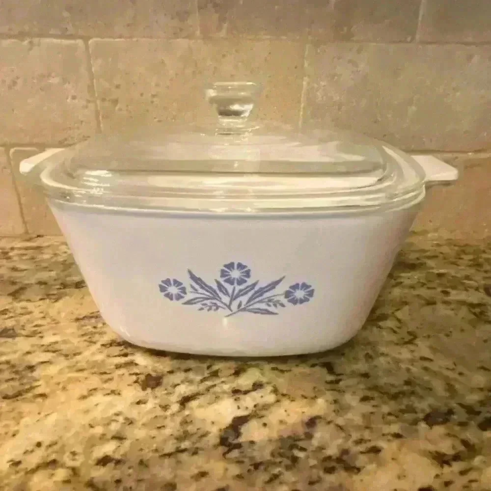 Vintage Corning Ware 56 oz-7 cup-Blue Cornflower Casserole Dish-P-1 3/4B-#437